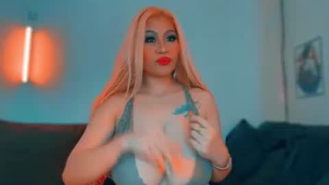 Snapshot of miss_jasmine79 chatting on 1, 12, 2025 Jasmine online show from 1, 12, 2025