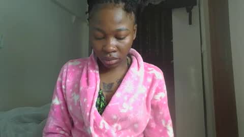 Miss Kiarrafit online show from 22, 11, 2025