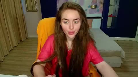 miss_kiten online show from 3, 12, 2025