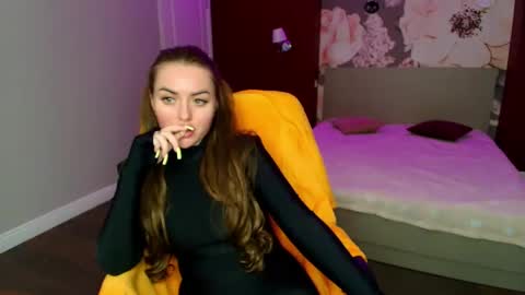 miss_kiten online show from 6, 5, 2026