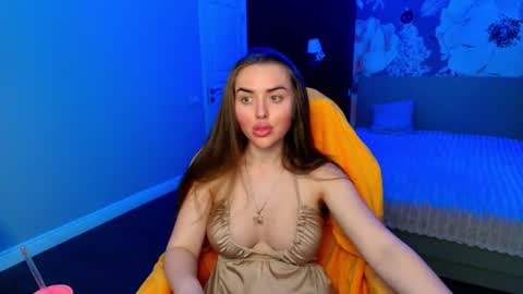 miss_kiten online show from 3, 7, 2026