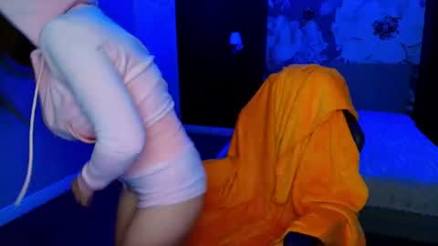 miss_kiten online show from 27, 7, 2026