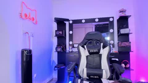 Miss Kittyn online show from 12, 3, 2025