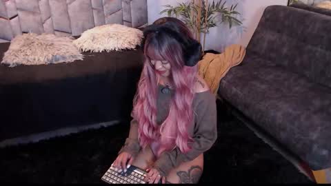 Miss koko online show from 27, 10, 2025