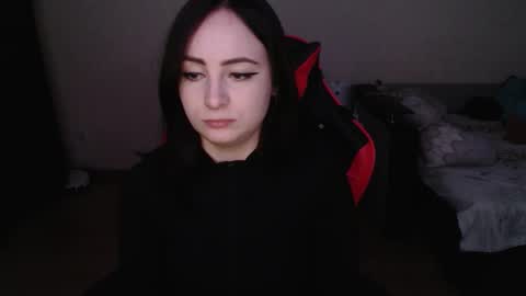 miss_laralynne online show from 31, 10, 2025