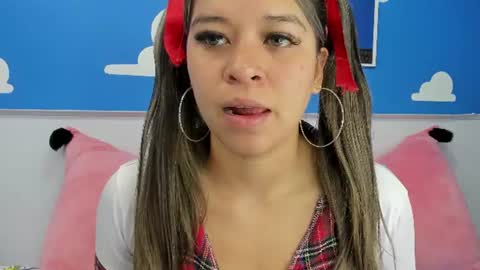 miss_lucyla online show from 22, 7, 2026