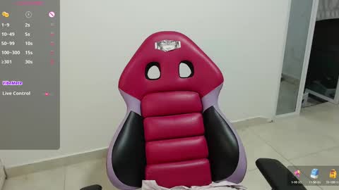 ly independent model online show from 6, 10, 2025