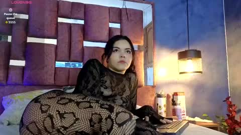 miss_merly online show from 25, 4, 2026