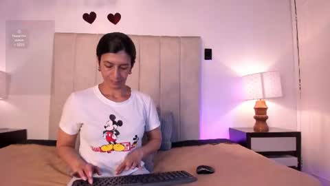miss_milf_ online show from 22, 6, 2026
