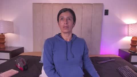 miss_milf_ online show from 29, 6, 2026