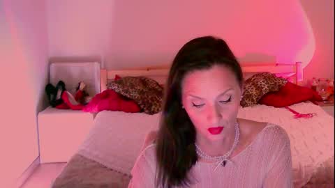 Snapshot of miss_mimys chatting on 27, 2, 2025 Nicol online show from 27, 2, 2025