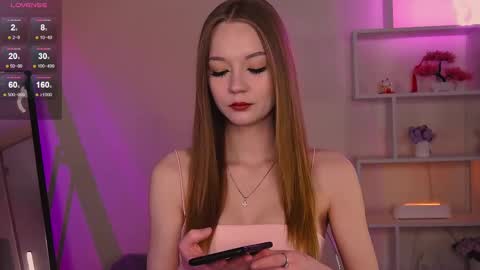 Nicole online show from 12, 3, 2025