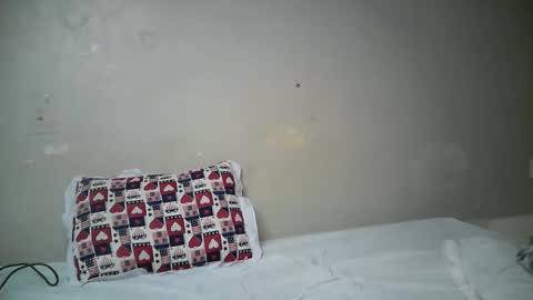 Snapshot of miss_pretty01 chatting on 18, 4, 2026 miss_pretty01 online show from 18, 4, 2026