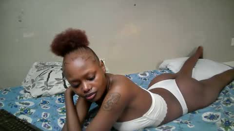 Snapshot of miss_pretty01 chatting on 29, 4, 2026 miss_pretty01 online show from 29, 4, 2026