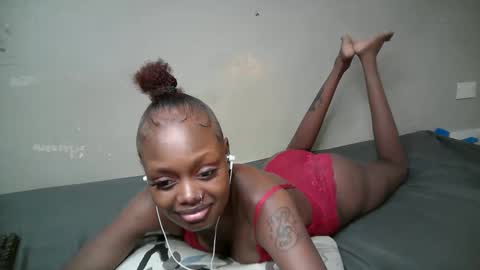 Snapshot of miss_pretty01 chatting on 4, 5, 2026 miss_pretty01 online show from 4, 5, 2026