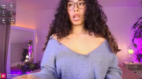 Amy Olivera online show from 6, 11, 2025