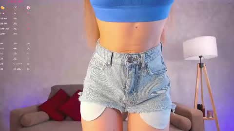 Spider girl Help me reach 10 likes online show from 22, 6, 2026