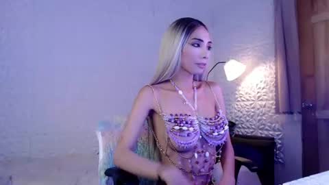 IM SUGAR online show from 16, 6, 2026