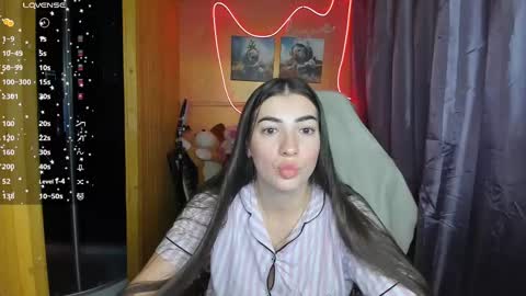 Snapshot of miss_tasy chatting on 28, 2, 2025 Melanie January 15th is my birthday there will be an interesting show online show from 28, 2, 2025