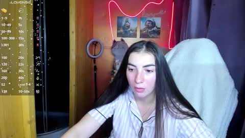 Snapshot of miss_tasy chatting on 11, 10, 2025 Melanie January 15th is my birthday there will be an interesting show online show from 11, 10, 2025