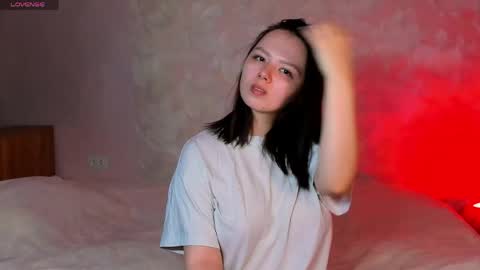 JULIE online show from 22, 4, 2026