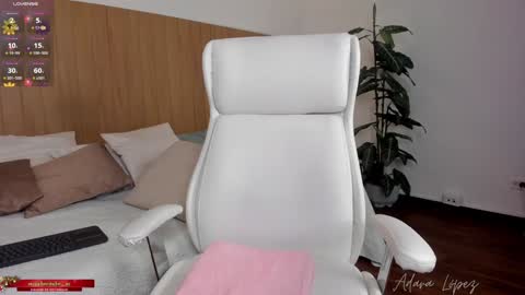 Snapshot of miss_toronto chatting on 19, 12, 2024 Adara Lpez online show from 19, 12, 2024