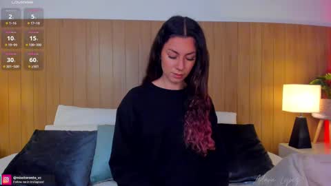 Snapshot of miss_toronto chatting on 17, 2, 2025 Adara Lpez online show from 17, 2, 2025