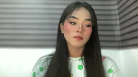 miss_veron_xoxo online show from 1, 5, 2026