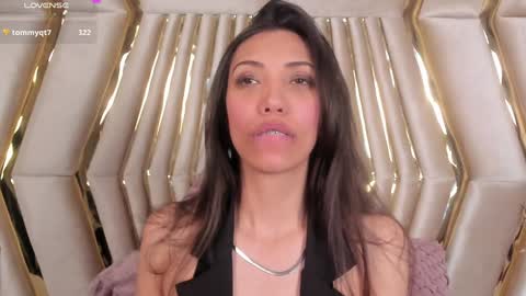 Snapshot of miss_veronicaa chatting on 23, 12, 2024 Veronica summer 7AM to 1500 PM hour GMT-5 online show from 23, 12, 2024