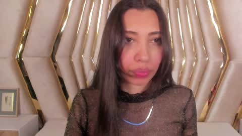 Snapshot of miss_veronicaa chatting on 7, 1, 2025 Veronica summer 7AM to 1500 PM hour GMT-5 online show from 7, 1, 2025