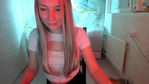 Snapshot of miss_you20 chatting on 16, 12, 2024 miss_you20 online show from 16, 12, 2024