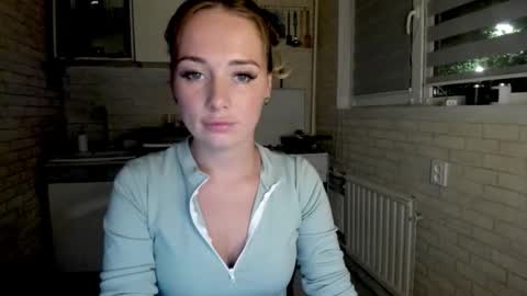 Snapshot of miss_you20 chatting on 15, 9, 2025 miss_you20 online show from 15, 9, 2025