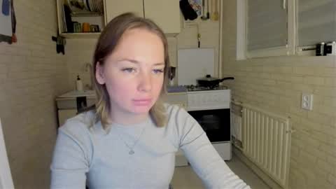 Snapshot of miss_you20 chatting on 27, 10, 2025 miss_you20 online show from 27, 10, 2025