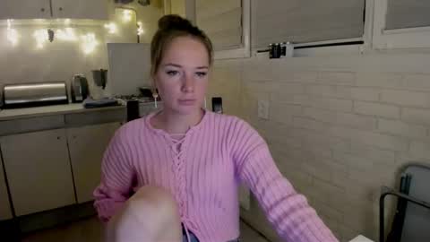 Snapshot of miss_you20 chatting on 28, 10, 2025 miss_you20 online show from 28, 10, 2025