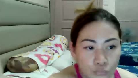 Snapshot of miss_zephyr chatting on 1, 4, 2026 HOT MOMMY ZEPHYR online show from 1, 4, 2026