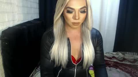 Snapshot of missaira69 chatting on 5, 12, 2024 AIRA online show from 5, 12, 2024