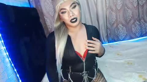 Snapshot of missaira69 chatting on 27, 10, 2025 AIRA online show from 27, 10, 2025