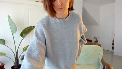 Alexandra Thorn online show from 4, 12, 2025