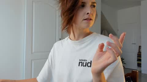 Alexandra Thorn online show from 18, 3, 2026