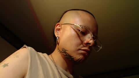 Snapshot of missanarky chatting on 19, 11, 2025 Anarkitten online show from 19, 11, 2025