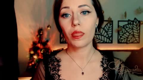 Snapshot of missbeverlymills chatting on 2, 1, 2025 The divine Beverly online show from 2, 1, 2025