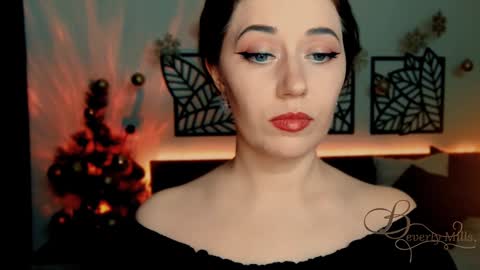 Snapshot of missbeverlymills chatting on 6, 1, 2025 The divine Beverly online show from 6, 1, 2025