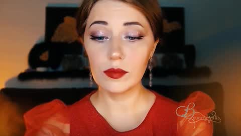 Snapshot of missbeverlymills chatting on 4, 10, 2025 The divine Beverly online show from 4, 10, 2025