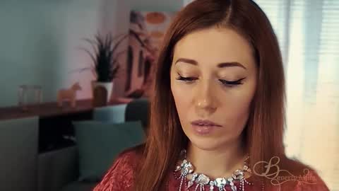 Snapshot of missbeverlymills chatting on 12, 1, 2026 The divine Beverly online show from 12, 1, 2026