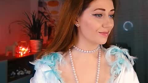 Snapshot of missbeverlymills chatting on 7, 2, 2026 The divine Beverly online show from 7, 2, 2026