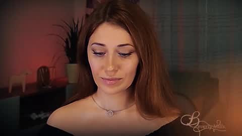 Snapshot of missbeverlymills chatting on 7, 3, 2026 The divine Beverly online show from 7, 3, 2026