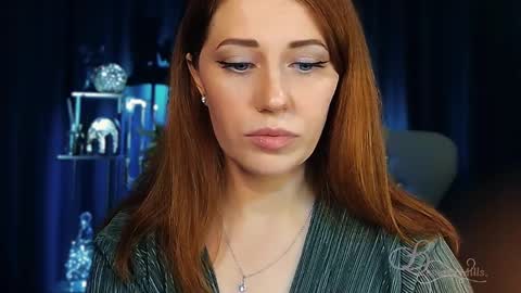 Snapshot of missbeverlymills chatting on 9, 4, 2026 The divine Beverly online show from 9, 4, 2026