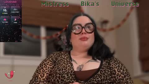 Snapshot of missbika chatting on 15, 2, 2025 Miss Bika online show from 15, 2, 2025