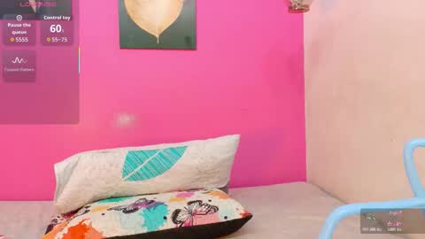 Miss Evelyn  online show from 17, 11, 2025