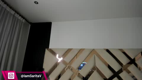 Sara Vanegas online show from 29, 4, 2026